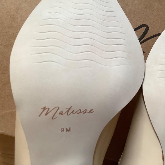 Matisse Cascade Leather Western Block Heel Boots Beige SZ 9 - Picture 14 of 16